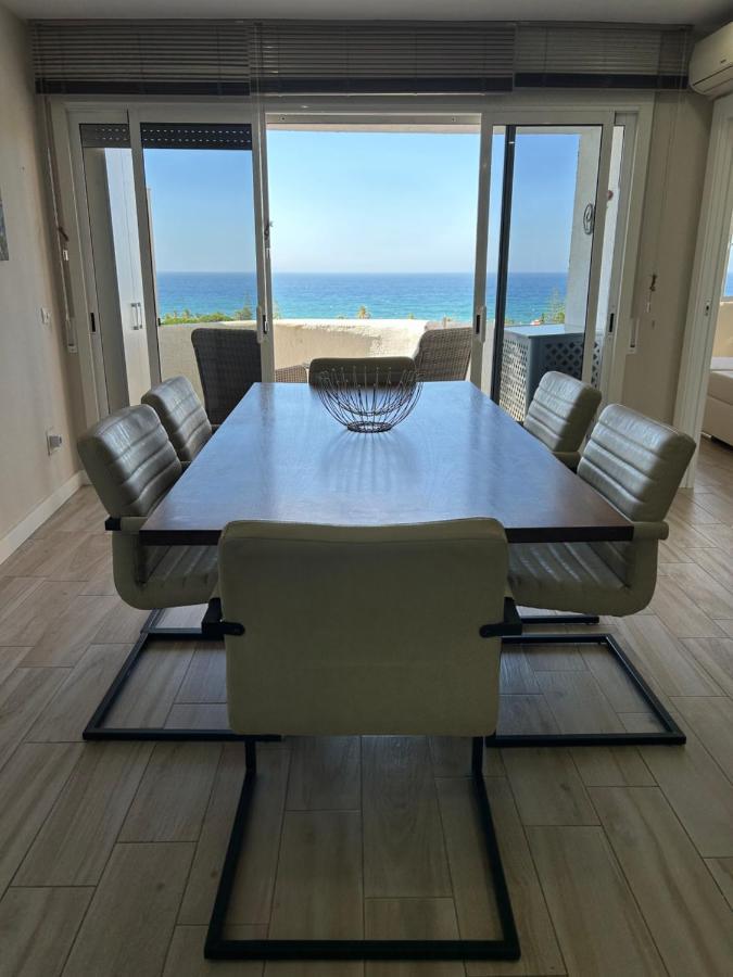 Vista Al Mar Apartment Marbella Bagian luar foto