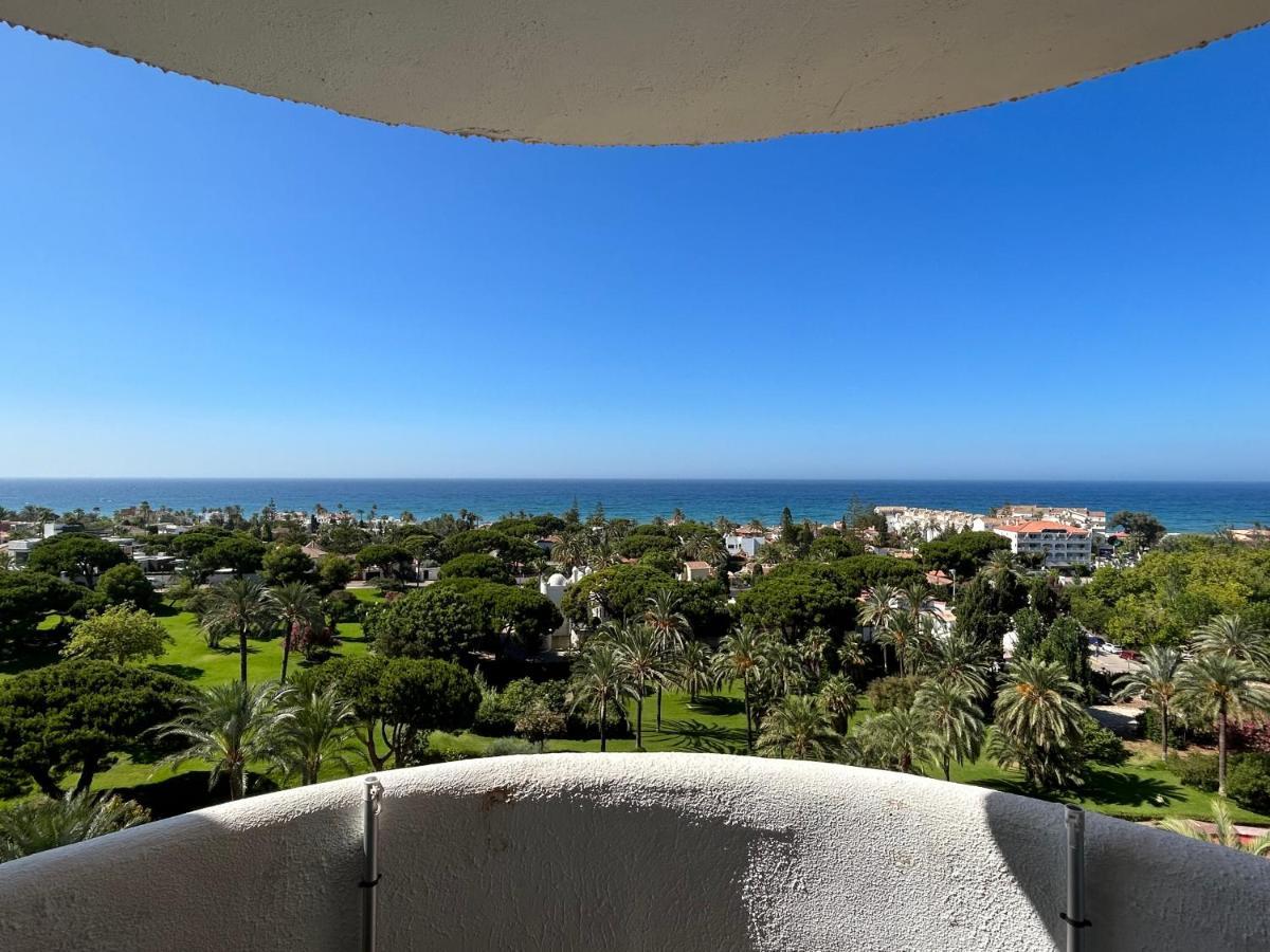 Vista Al Mar Apartment Marbella Bagian luar foto