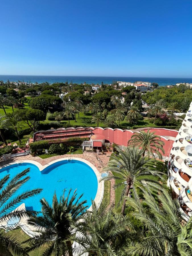 Vista Al Mar Apartment Marbella Bagian luar foto