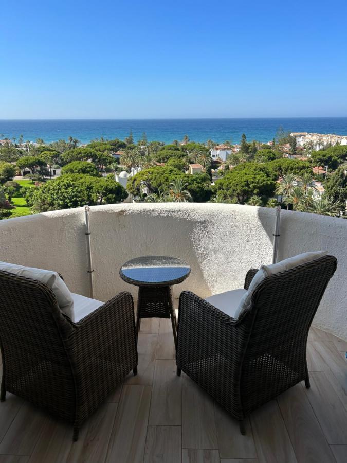Vista Al Mar Apartment Marbella Bagian luar foto